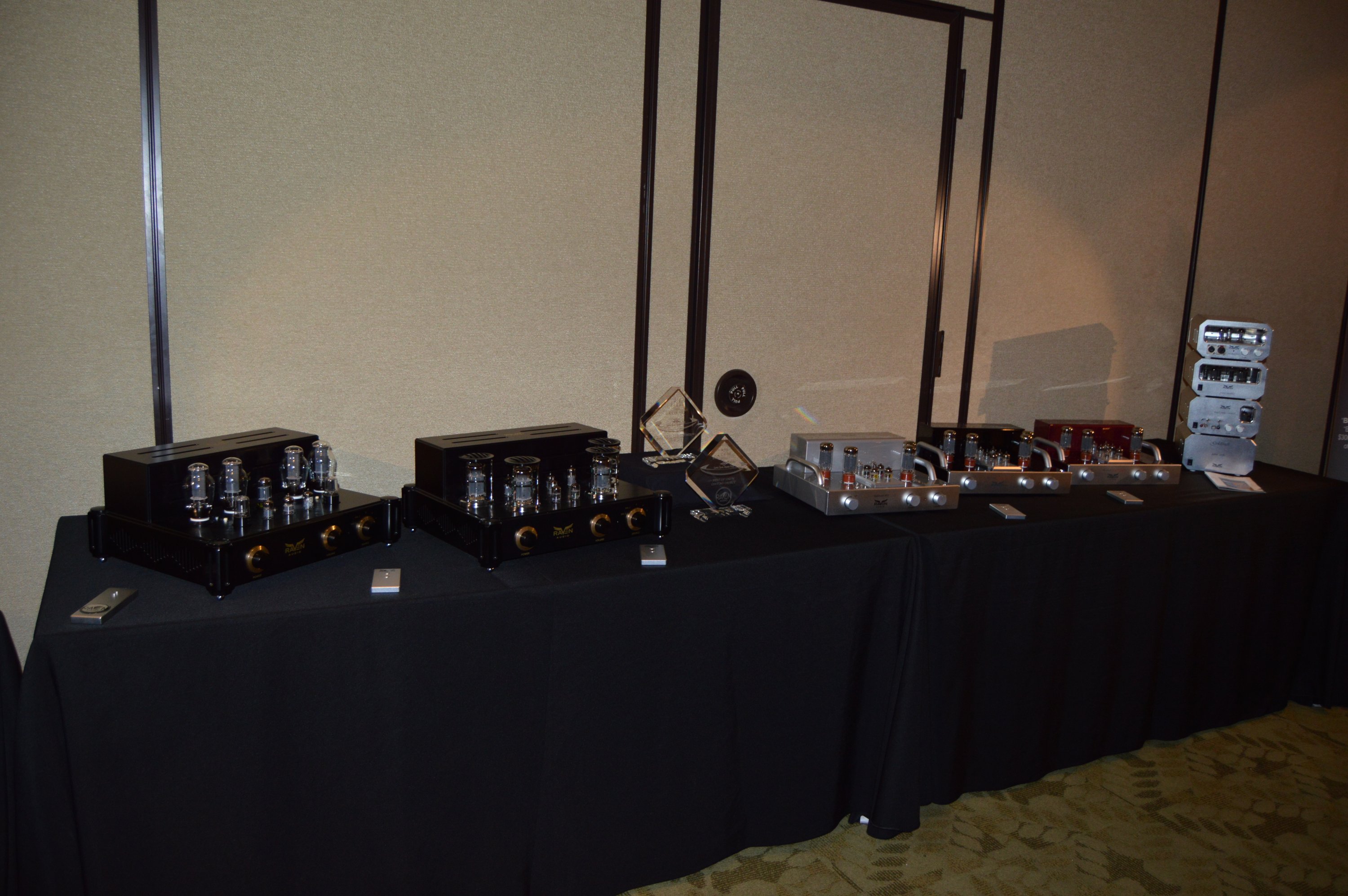 http://LoneStarAudiofest.com/2016/Photos/Dsc_0120.jpg