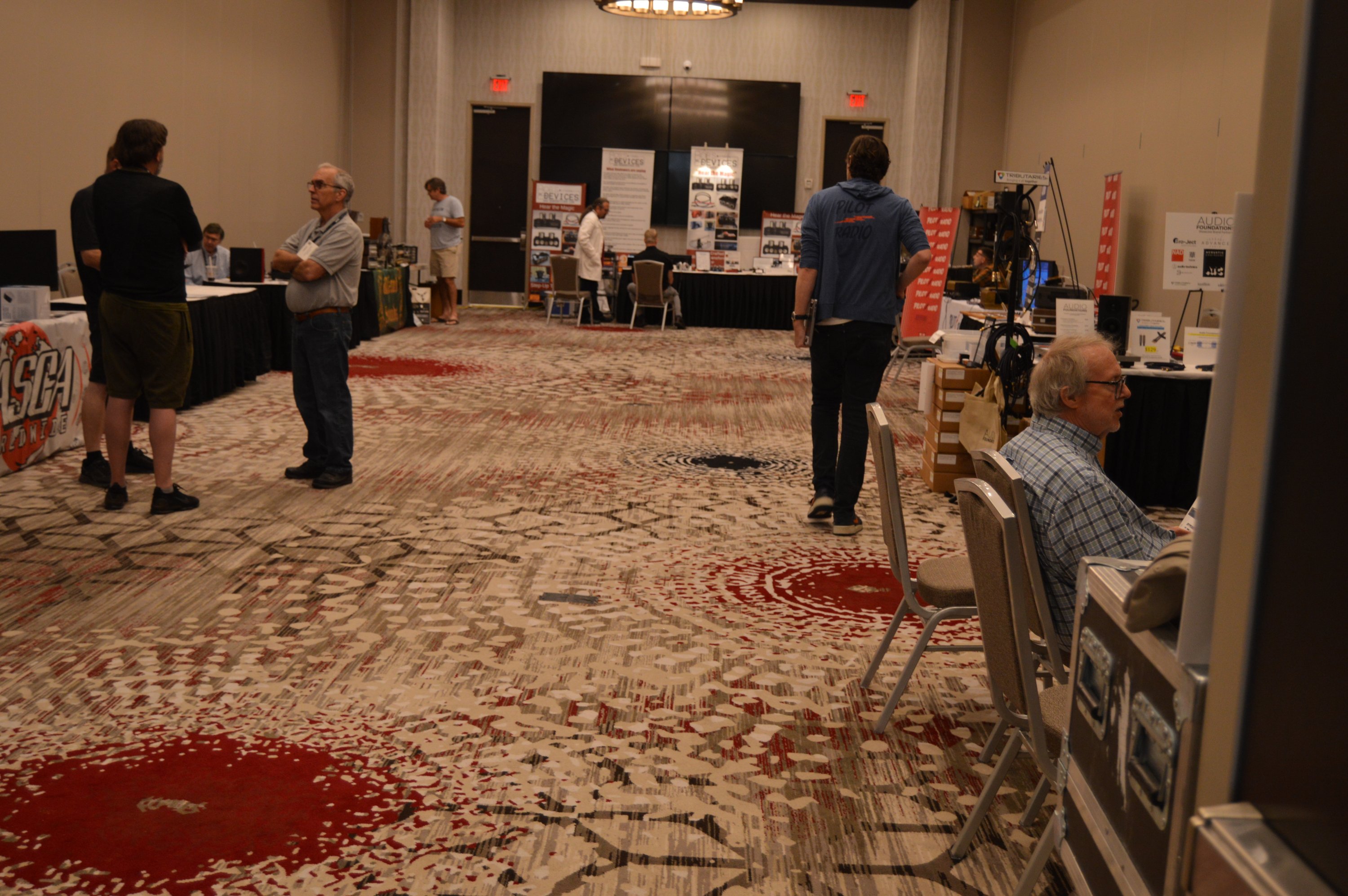 https://lonestaraudiofest.com/2025/Photos/Dsc_0136.jpg