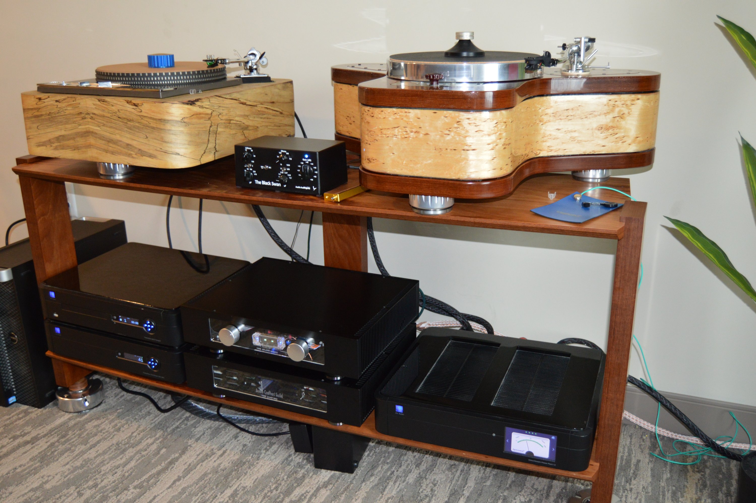 https://lonestaraudiofest.com/2026/Photos/Dsc_0010.jpg