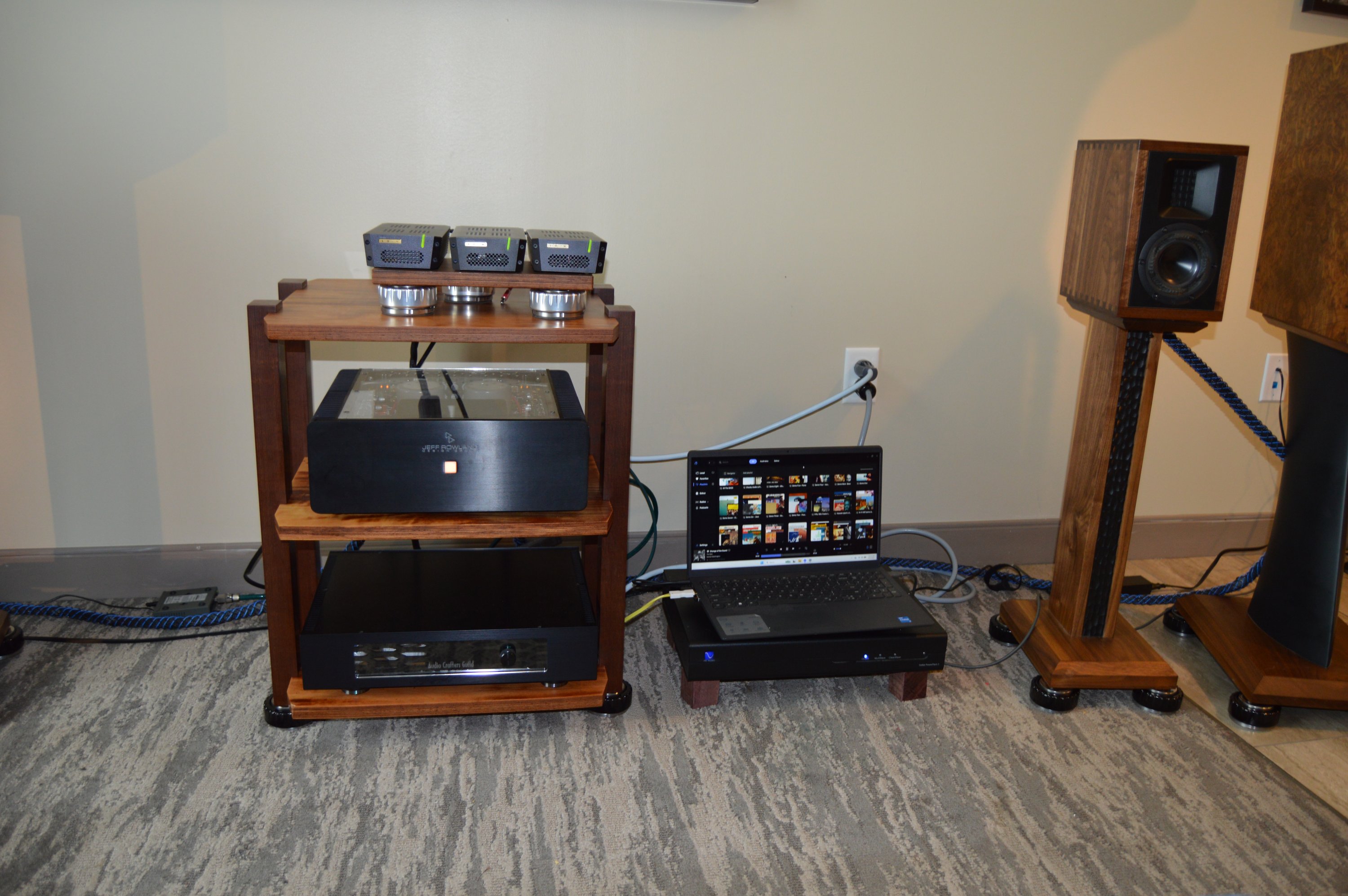 https://lonestaraudiofest.com/2026/Photos/Dsc_0016.jpg