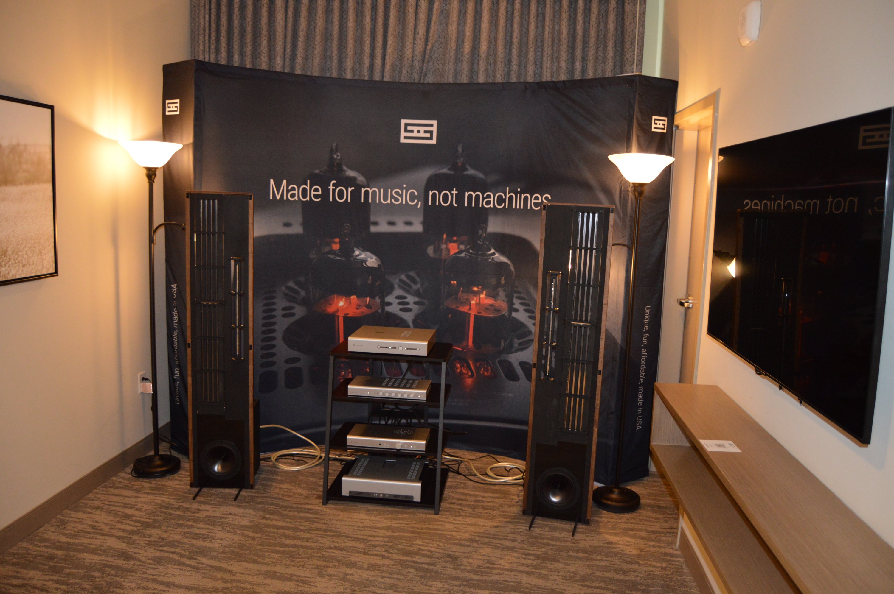 https://lonestaraudiofest.com/2026/Photos/Dsc_0021.jpg