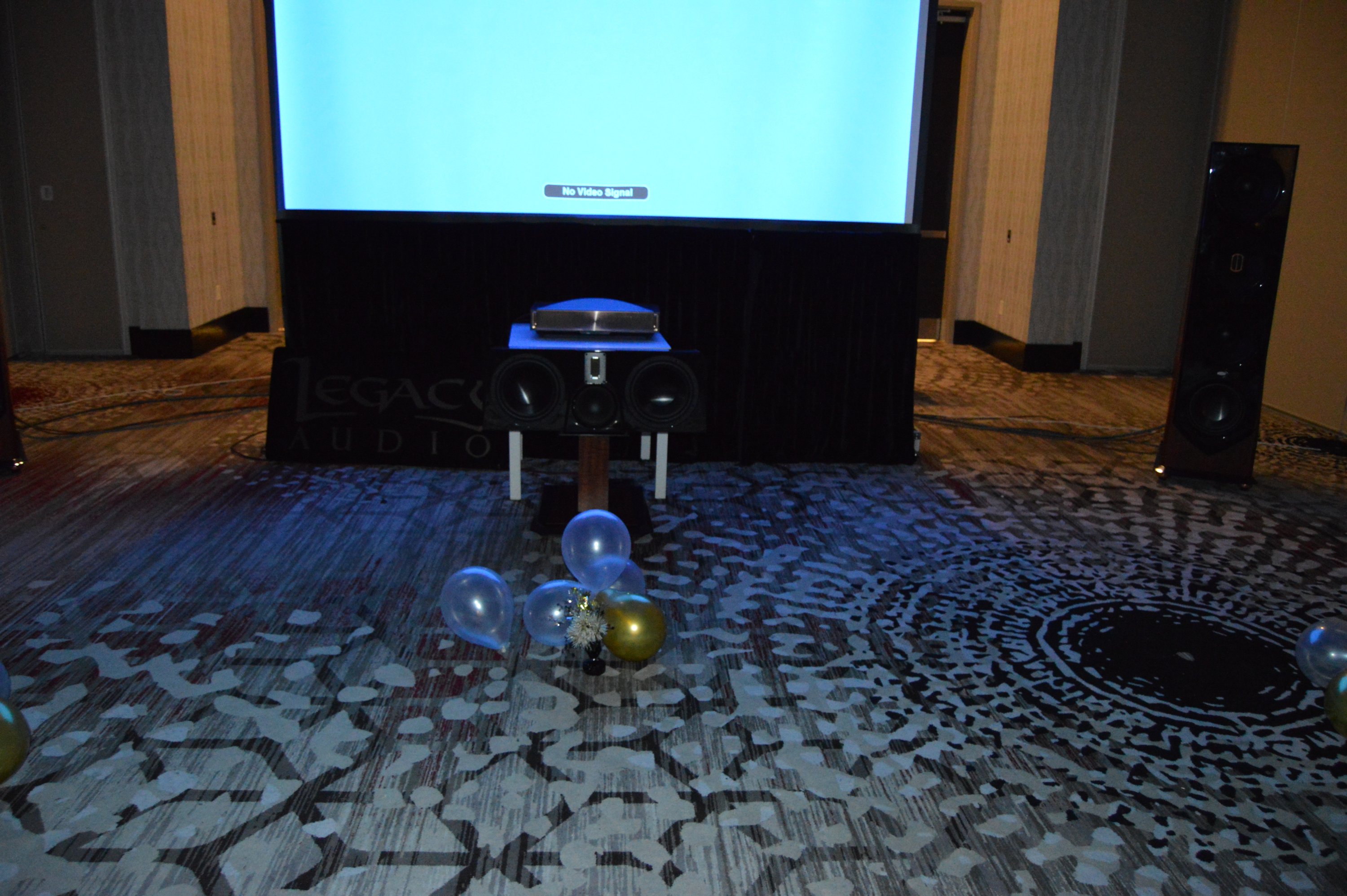https://lonestaraudiofest.com/2026/Photos/Dsc_0040.jpg