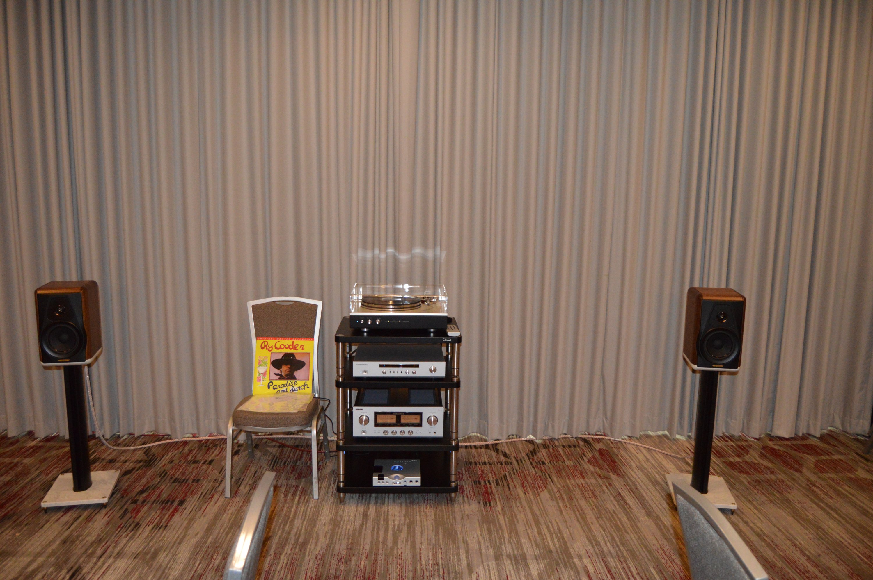 https://lonestaraudiofest.com/2026/Photos/Dsc_0067.jpg