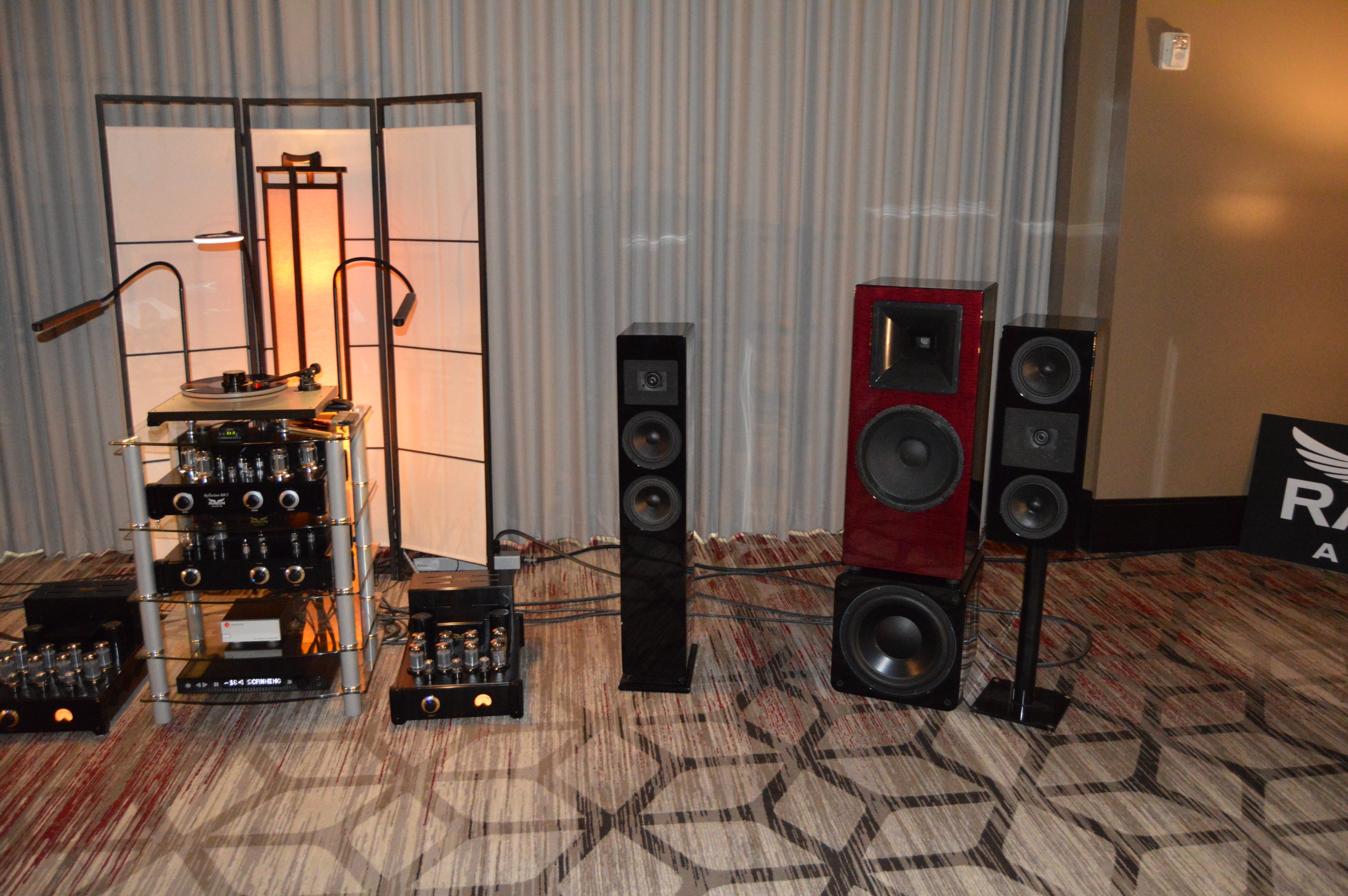 https://lonestaraudiofest.com/2026/Photos/Dsc_0077.jpg